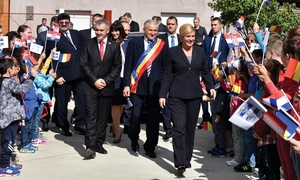 Predsjednica Republike Hrvatske Kolinda Grabar Kitarović posjetila je Rumunjsku i zajednicu karaševskih Hrvata iz Rumunjske, listopad 2017. god (2)